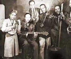 Jack Kelly & His South Memphis Jug Band – “Highway No. 61”